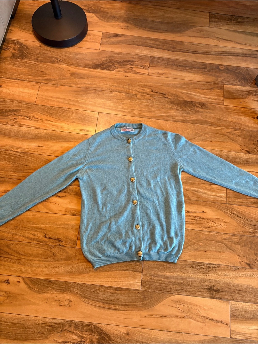 100% 2 ply cashmere cardigan with gold buttons
